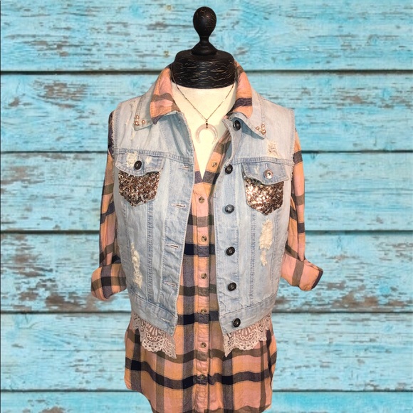 Upcycled Rose Gold Lace Light Denim Vest - Picture 2 of 14